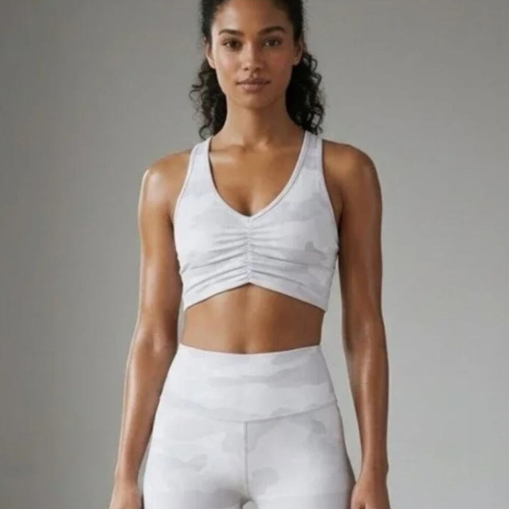 Alo Yoga Wild Thing Bra White Camo Yoga Workout Sports Gym Athleisure Size XS